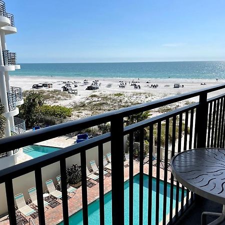 سانت بيتي بيتش Beachfront Condo Ocean View المظهر الخارجي الصورة